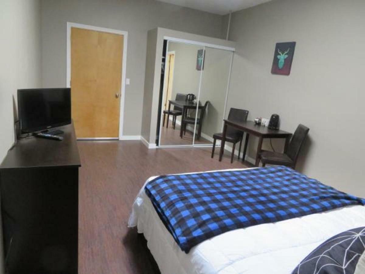 Kimberley Downtown Accommodation Экстерьер фото